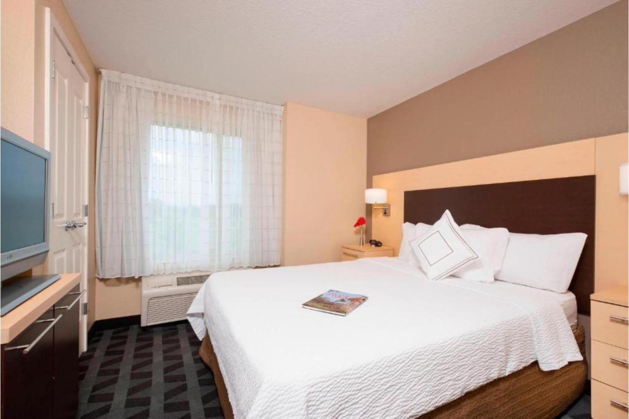 Towneplace Suites Des Moines Urbandale Johnston Exterior foto